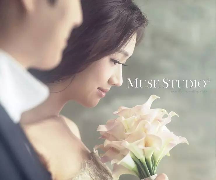 海南拍韩式婚纱照哪里好,今天拍一组复古婚纱照