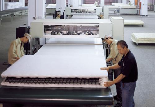 红苹果家具定制家具,红苹果家具定制是一线品牌吗