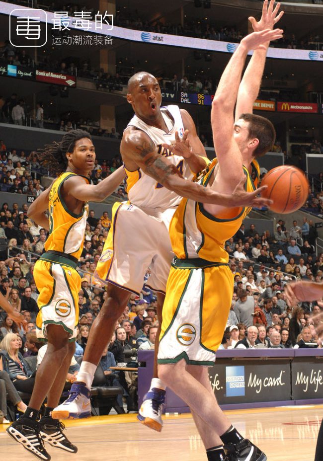 传奇落幕——科比职业生涯赛场球鞋完整回忆