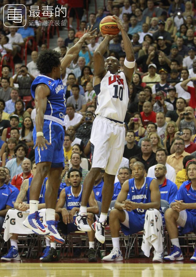 传奇落幕——科比职业生涯赛场球鞋完整回忆