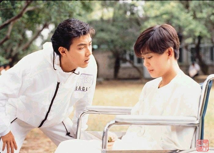 周星驰和刘德华的经典片段,年轻时的周星驰与刘德华