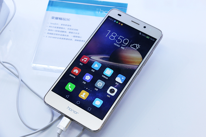 曾经的千元机有哪些,现在最火的千元机是哪款