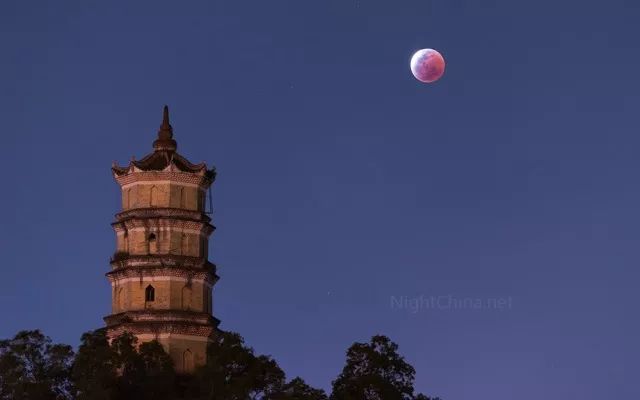 超级蓝血月什么时候出现一次,超级蓝血月是什么