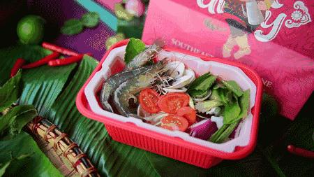 在家躺着吃火锅视频,南宁美食泰式火锅