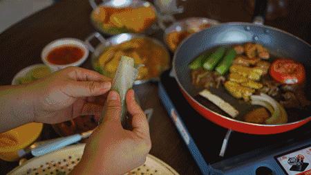 在家躺着吃火锅视频,南宁美食泰式火锅