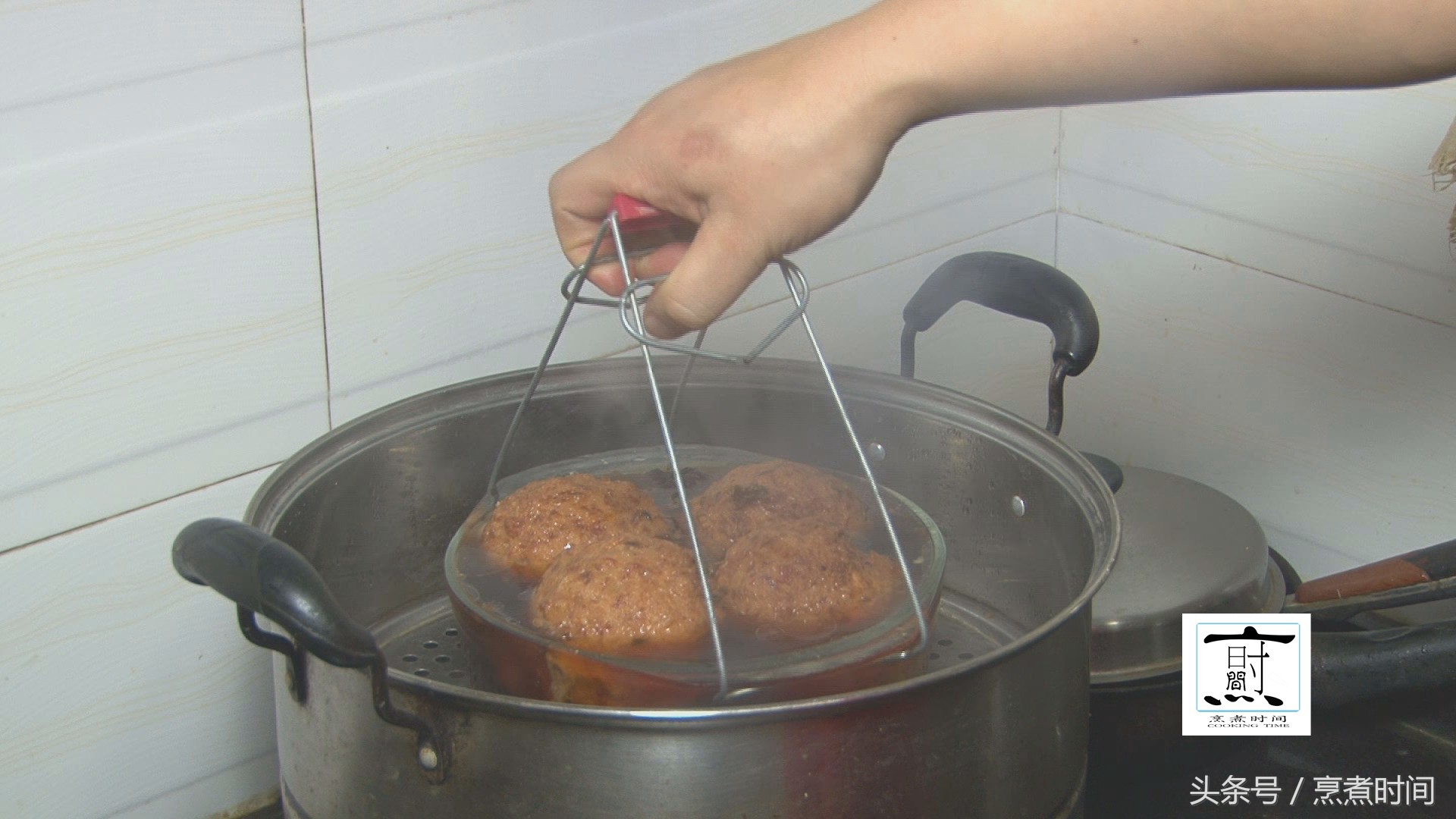 百福齐臻喜临门的对联横批,五福齐聚喜盈门对联