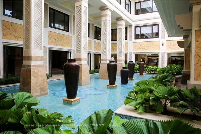 周末越南团进入东兴旅游,节假日去越南旅游怎么样