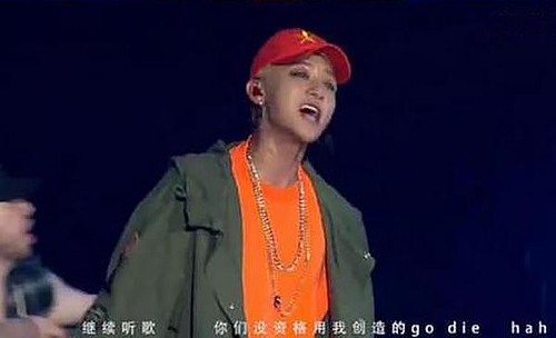 语不惊人死不休，黄子韬这样玩自黑也是没谁了！