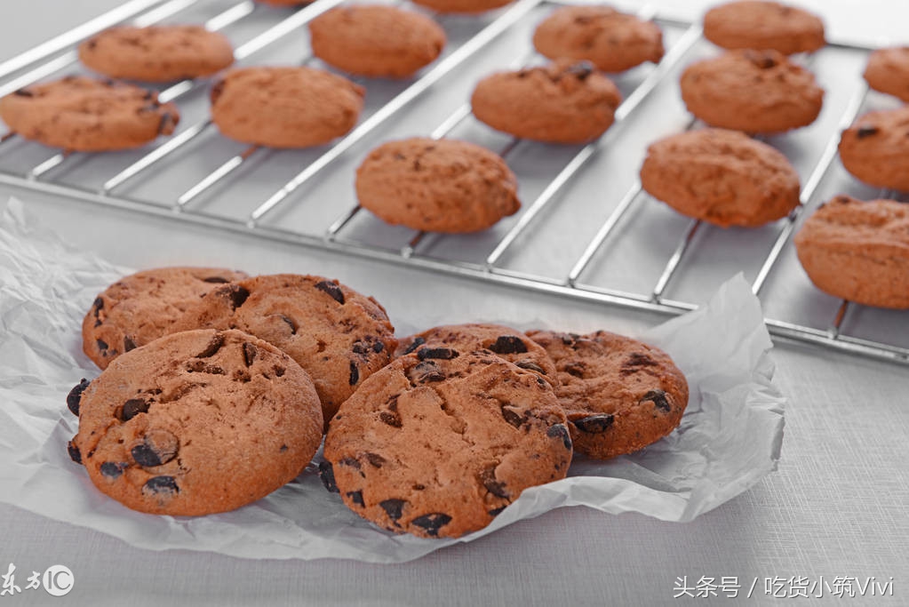 烘焙饼干方法,饼干受潮用烤箱怎么变脆