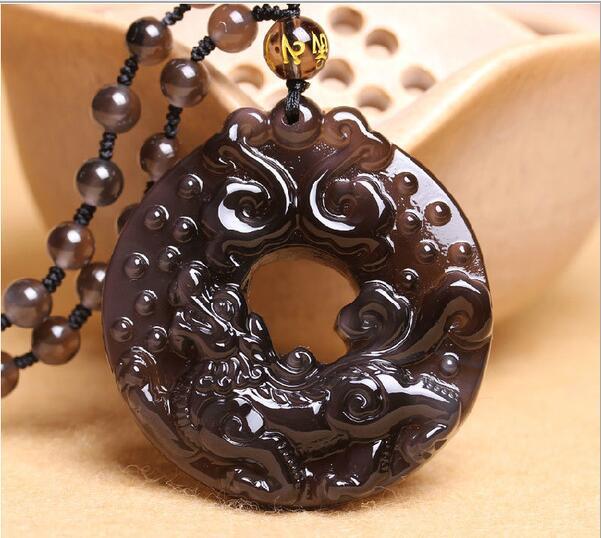 女人受不受宠，就看她身上这三个地方戴了首饰没？