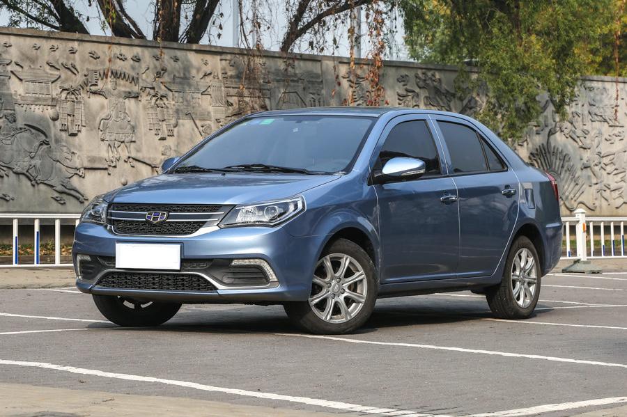 4万入手什么车？吉利金刚是个不错的选择，还没有家族“回”字脸