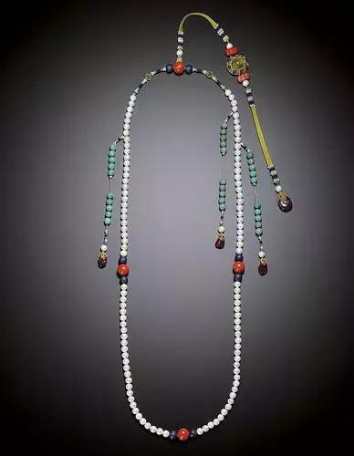 清朝官员为何戴108颗朝珠,朝珠清代108颗是多大的珠子