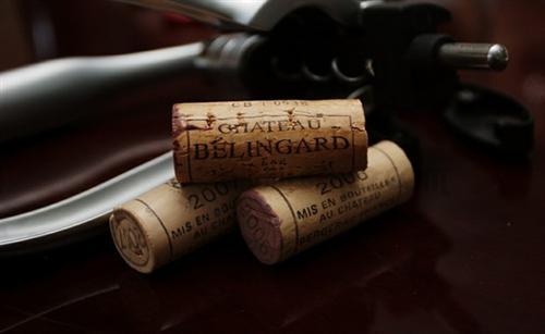 4个小技巧辨别真假葡萄酒 (如何分辨真假葡萄酒)