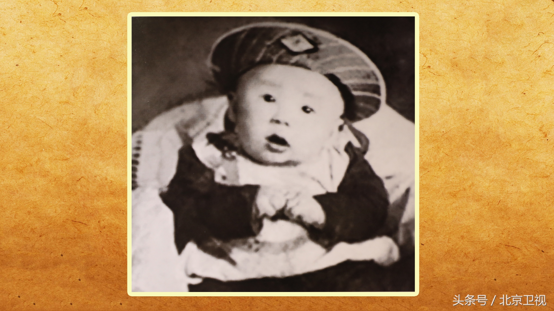 评书艺术家田连元的故事档案,评书艺术家田连元照片介绍