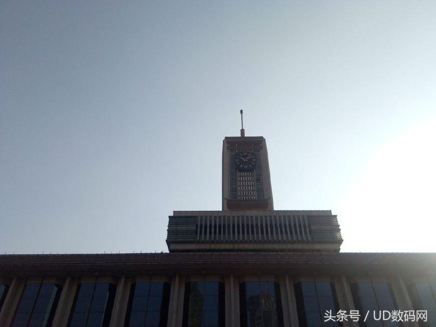 红辣椒7x尊享版拍照,千元吃鸡神器红辣椒7x隆重上市