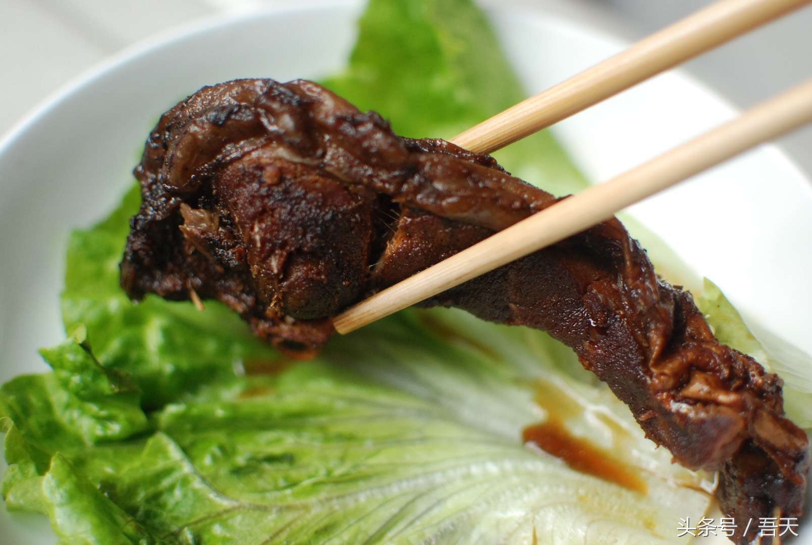 怎么自己在家做卤菜卖,在菜市场卖卤菜需要办哪些证