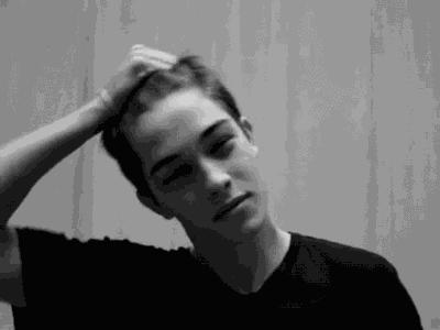 易烊千玺为什么颜值变化这么大,易烊千玺近年来的颜值变化