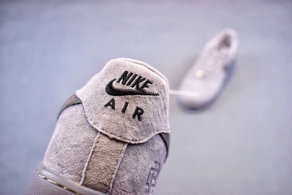 耐克af1灰白色穿搭,耐克af1灰女款高帮搭配