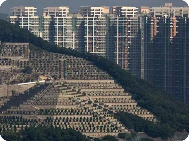 香港｜站在全世界的坟上，你看到了什么？