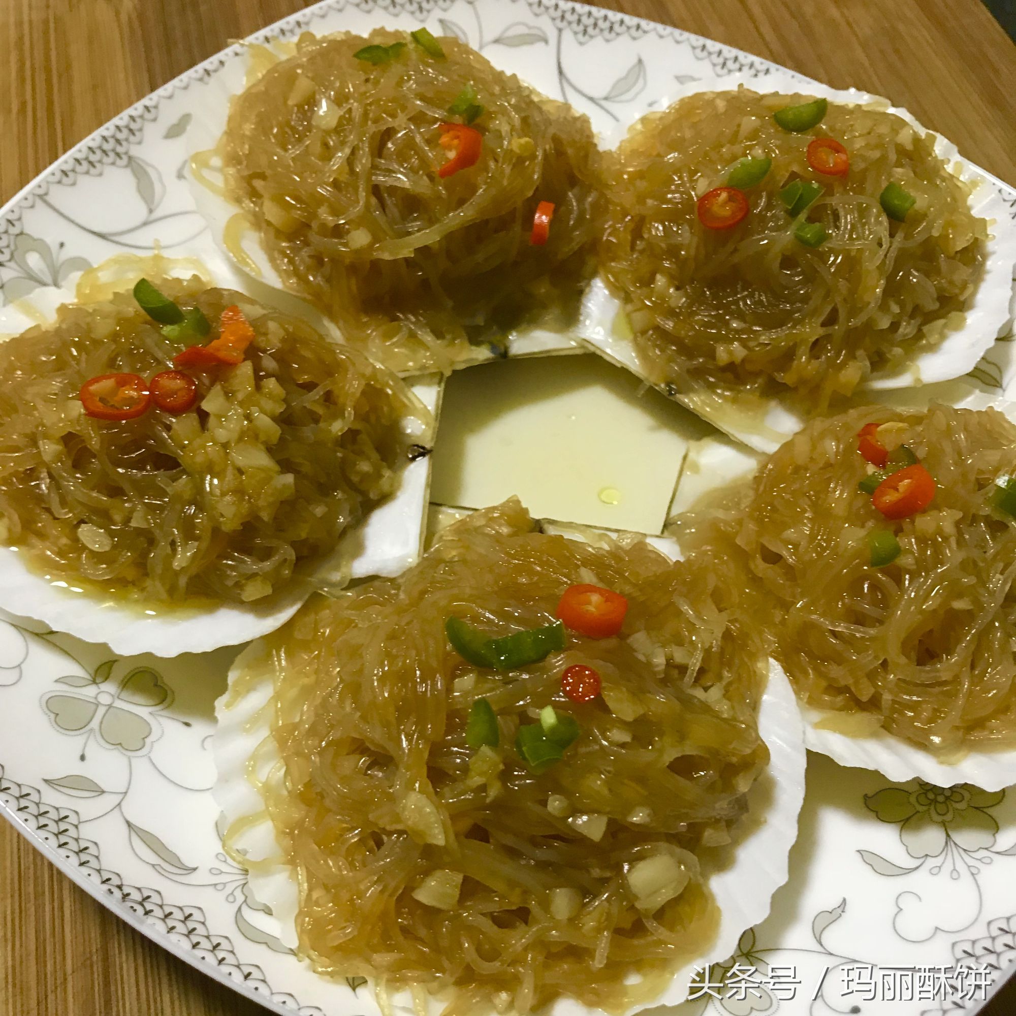 蒜蓉粉丝蒸扇贝怎么做好吃,蒜蓉粉丝蒸扇贝怎么做才好吃