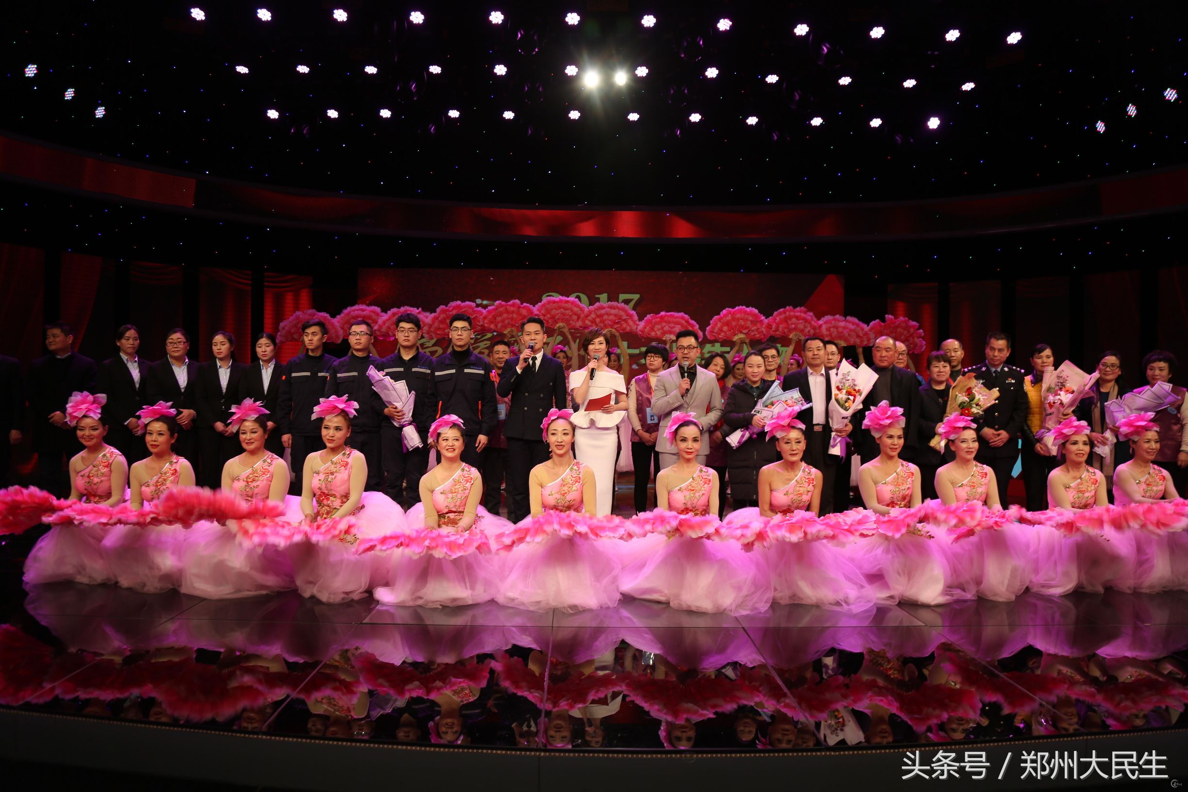 温暖郑州十大民生人物颁奖典礼,2016郑州十大民生人物颁奖仪式