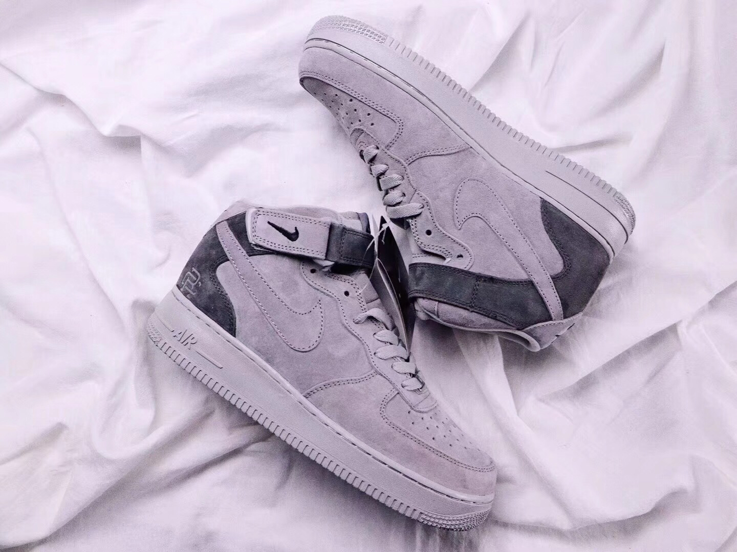 耐克af1灰白色穿搭,耐克af1灰女款高帮搭配