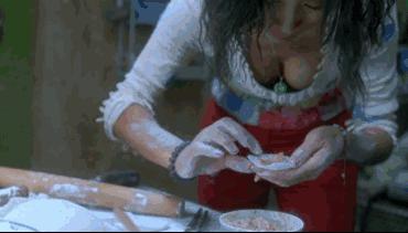 别不服，这部9.1分的佳作告诉你，爱吃就是好色