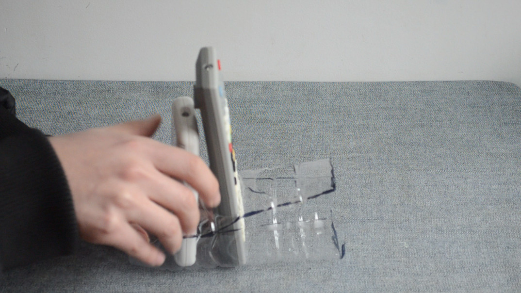 饮料瓶自制置物架,饮料瓶改置物架