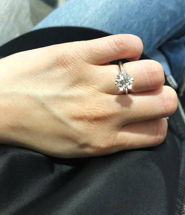 Twins姐妹花或将上演现实版《新娘大作战》？