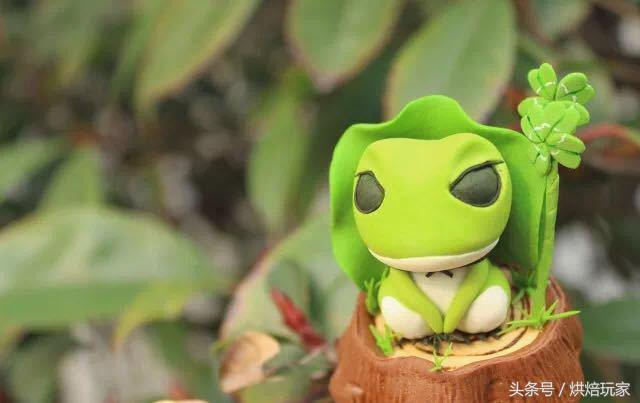 超萌的佛系蛙蛙你在家等蛙而我蛙在家等我