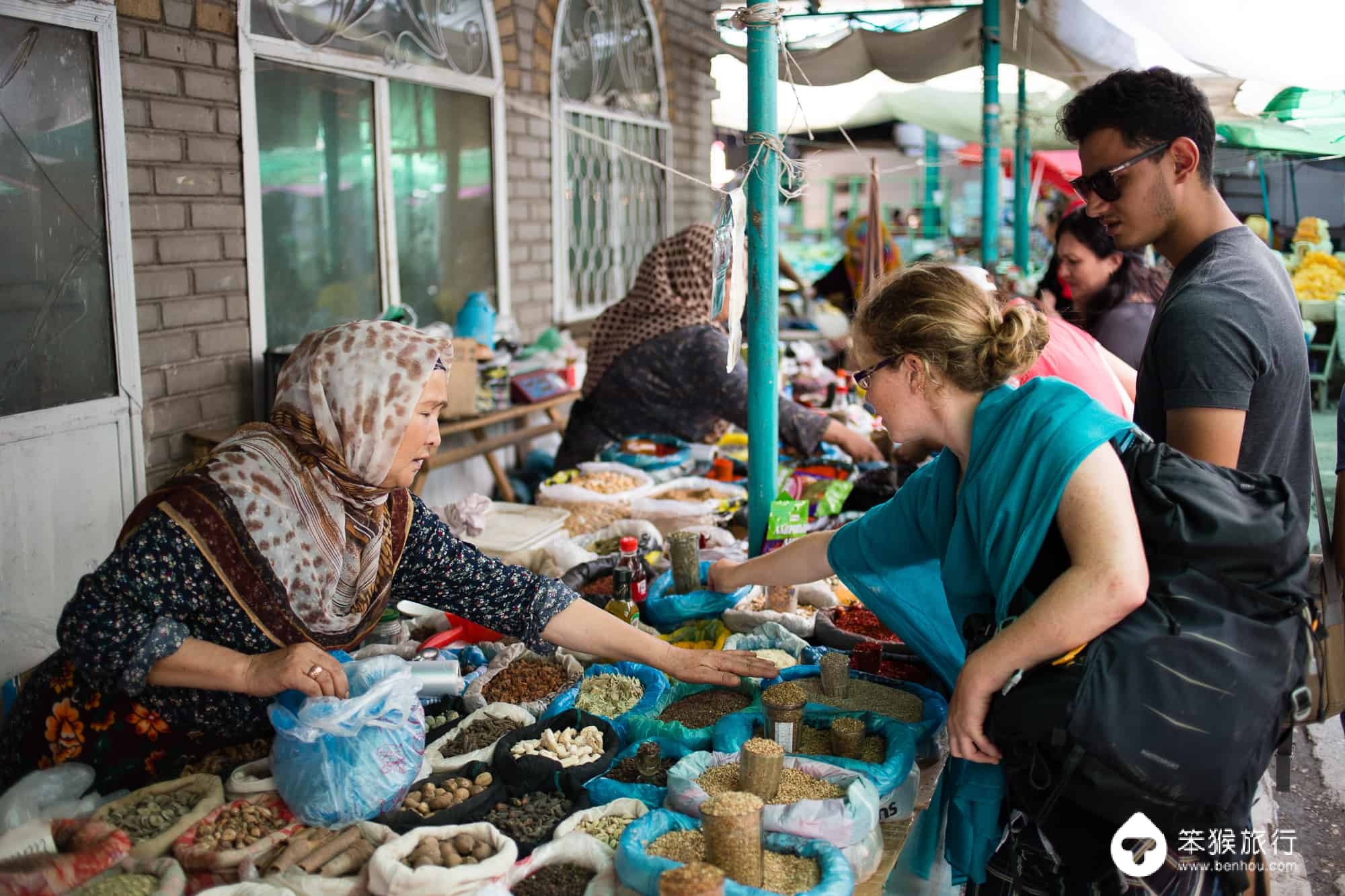 这里曾是中国领土，被誉为「中亚瑞士」，游客3天拿到电子签