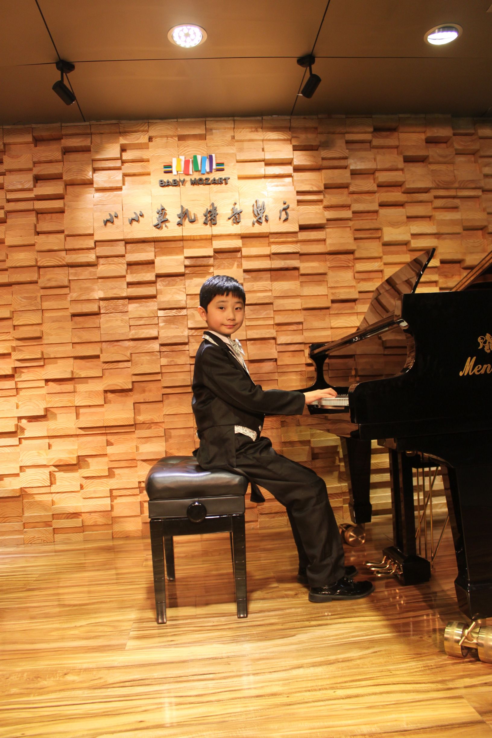 民族乐器与西洋乐器碰撞——竖琴三弦与双簧管新春音乐会将举办