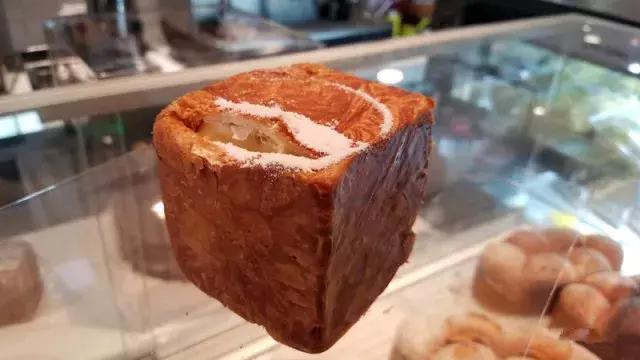 别再沉迷脏脏包了！咬上一口舌头都在雀跃的欧包，才是你的真爱！