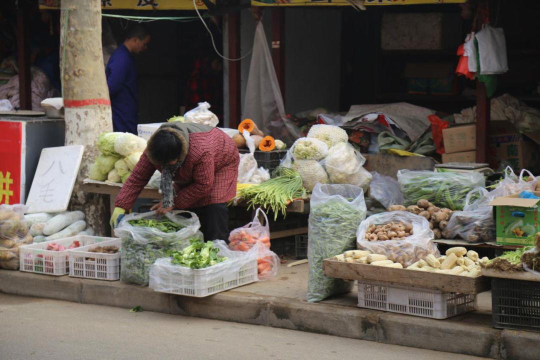 许昌办年货都去哪个广场,许昌年货大集