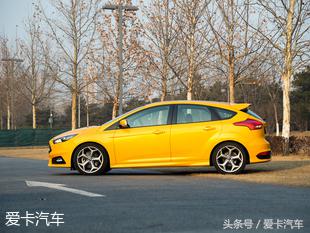 现在最值得入手的两厢车,动力强劲操控好两厢车推荐