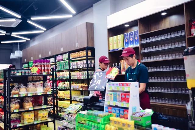 唯品会线下门店有哪些不足的地方,唯品会线下生意怎么样