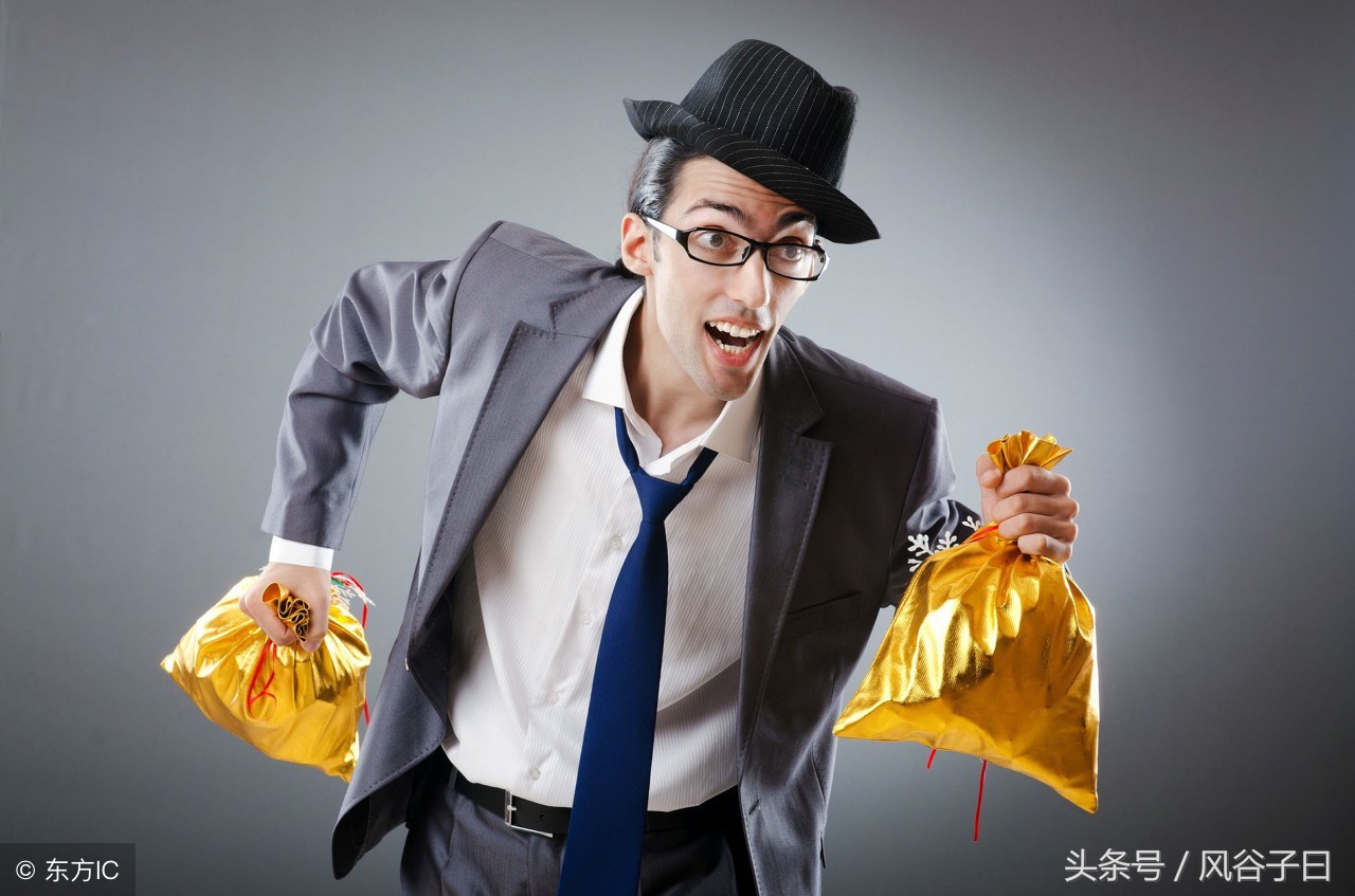 1992年属猴人的命多少岁容易发财,92年属猴的人几岁走运