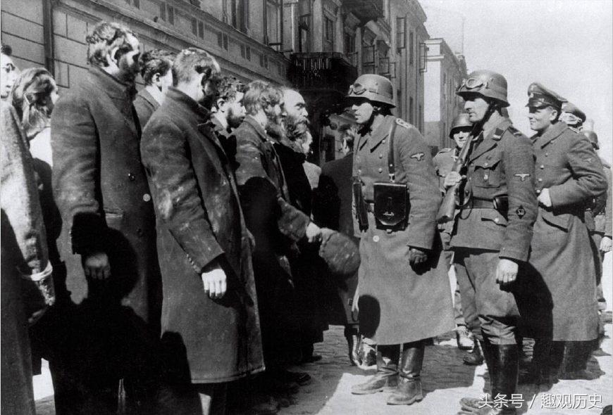 这是史上最虚伪的一场盛会，全世界几乎被蒙骗，注定从此臭名昭著