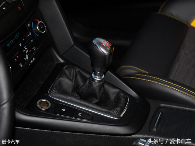 现在最值得入手的两厢车,动力强劲操控好两厢车推荐