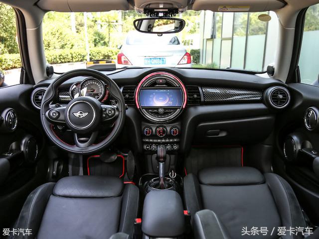 现在最值得入手的两厢车,动力强劲操控好两厢车推荐