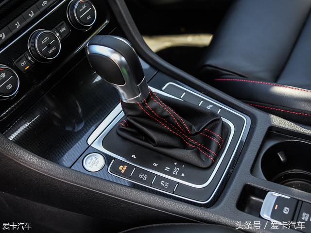 现在最值得入手的两厢车,动力强劲操控好两厢车推荐