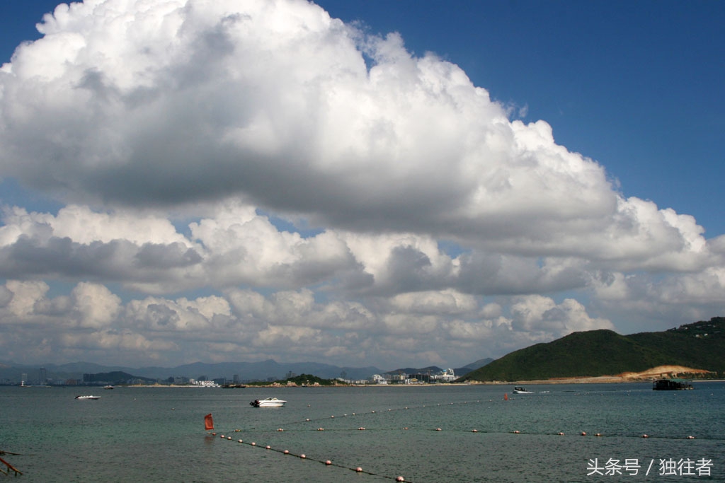 三亚情人湾一个浪漫又静谧的海湾