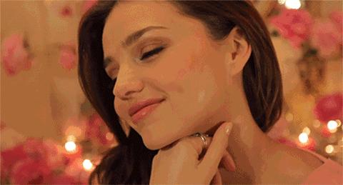 恋与制作人查理苏排行榜,恋与制作人最开始的卡面