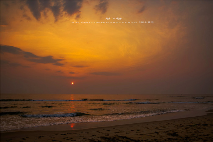 周末越南团进入东兴旅游,节假日去越南旅游怎么样