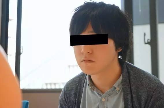 麻麻，请再打一次我完美柔润丰满的屁屁吧！