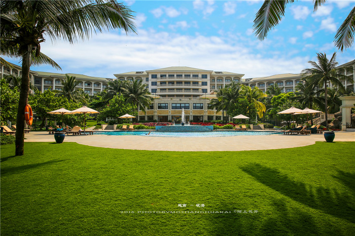 周末越南团进入东兴旅游,节假日去越南旅游怎么样