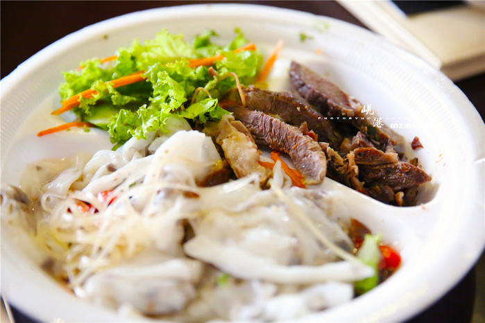 周末越南团进入东兴旅游,节假日去越南旅游怎么样