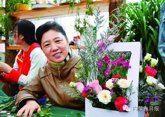 向母亲致敬——聆听8位英雄母亲的故事