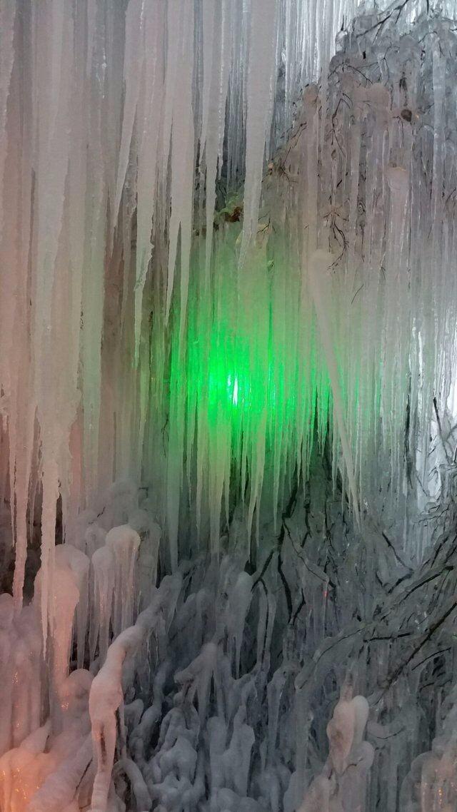 满城龙居冰瀑,满城龙居冰瀑最新视频