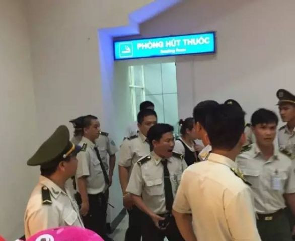 出入境给小费,出入境办证遇到刁难怎么办